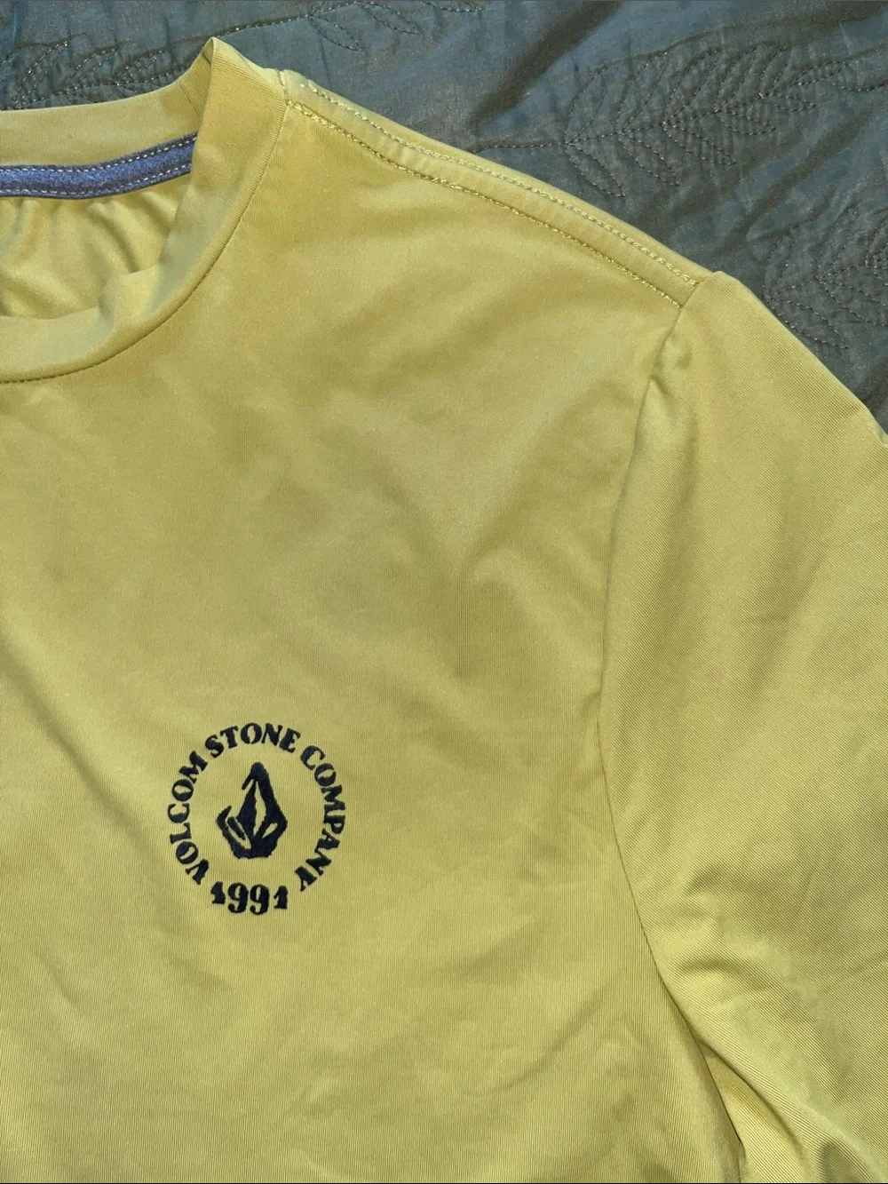 Men’s Volcom Anti-UV Rashguard - Picture 5 of 6